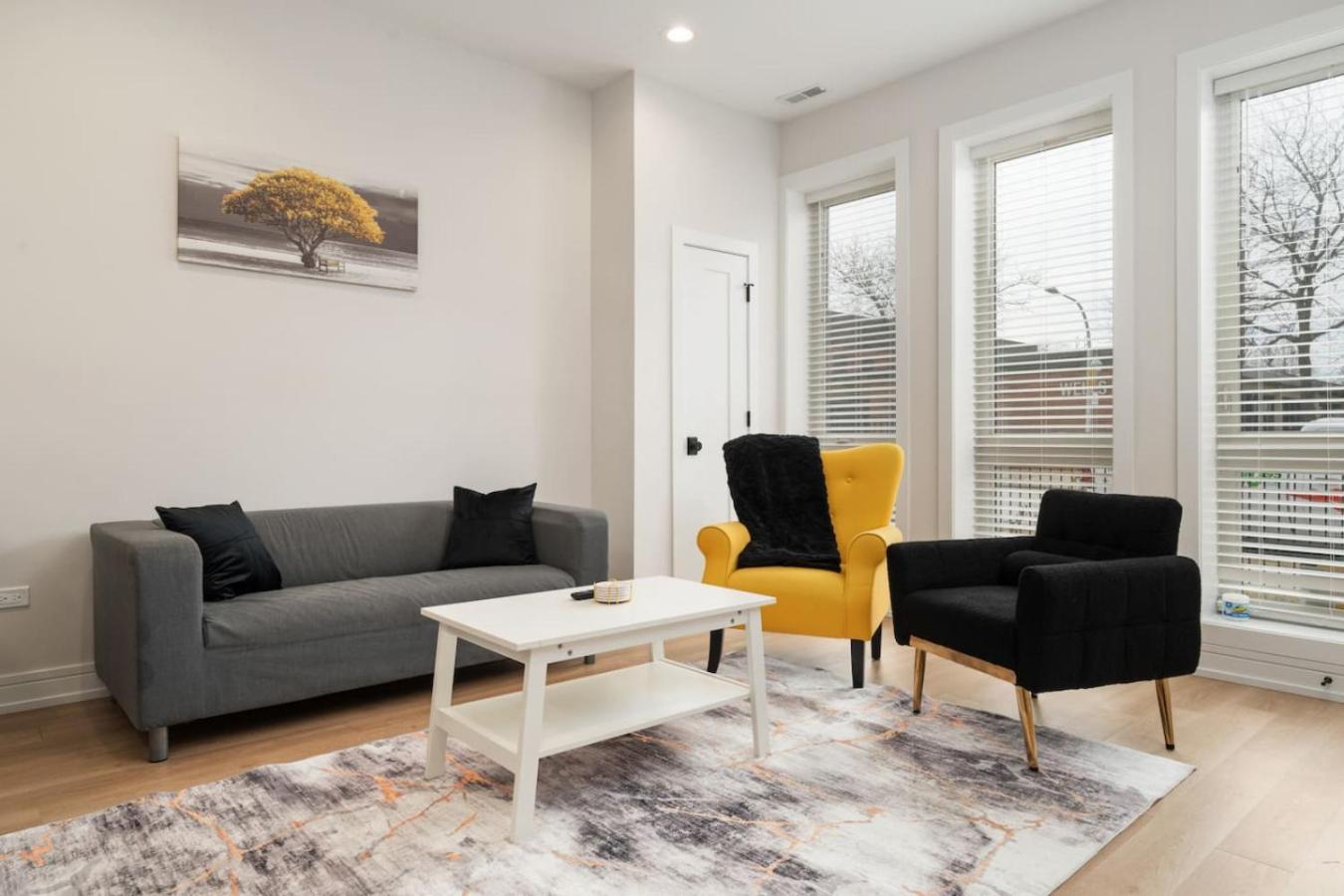 Affordable Private 2 -shared Apartment *